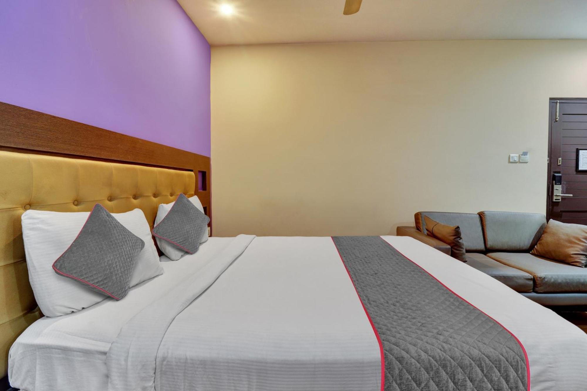 Udayee International Hotel Tirupati Exterior foto